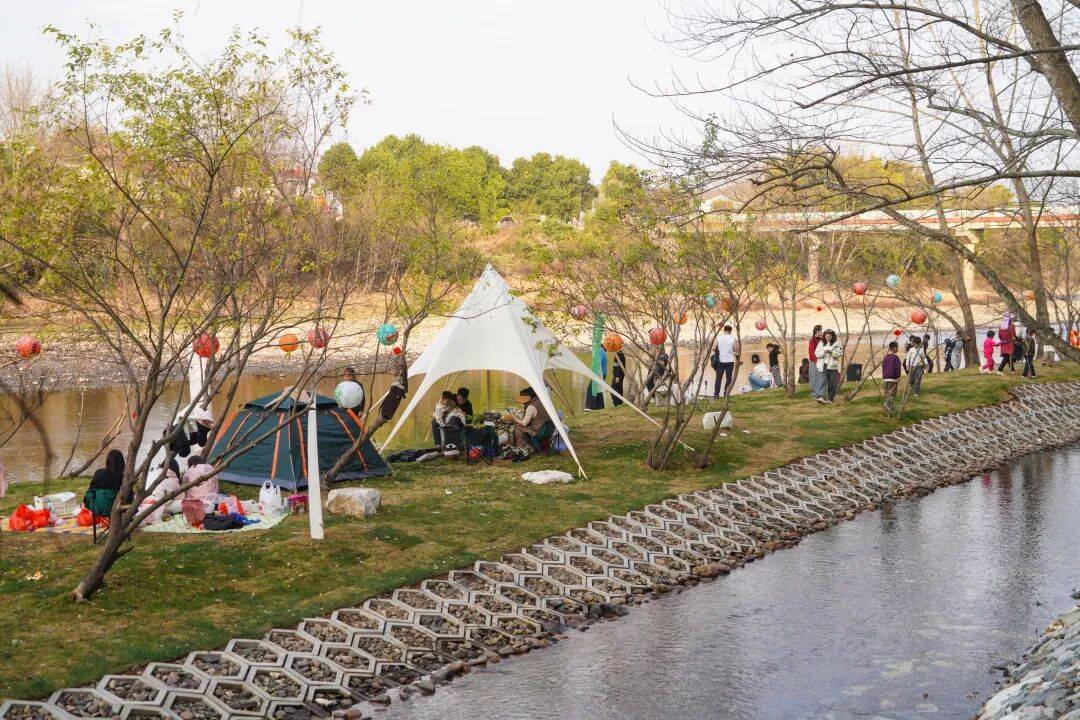 锁庄埠露营的诗意秘境！开元棋牌试玩奔赴山野解(图7)