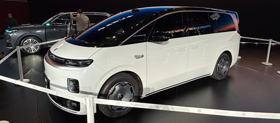 舰D19和D99首发详解开元棋牌app零跑双旗(图10)